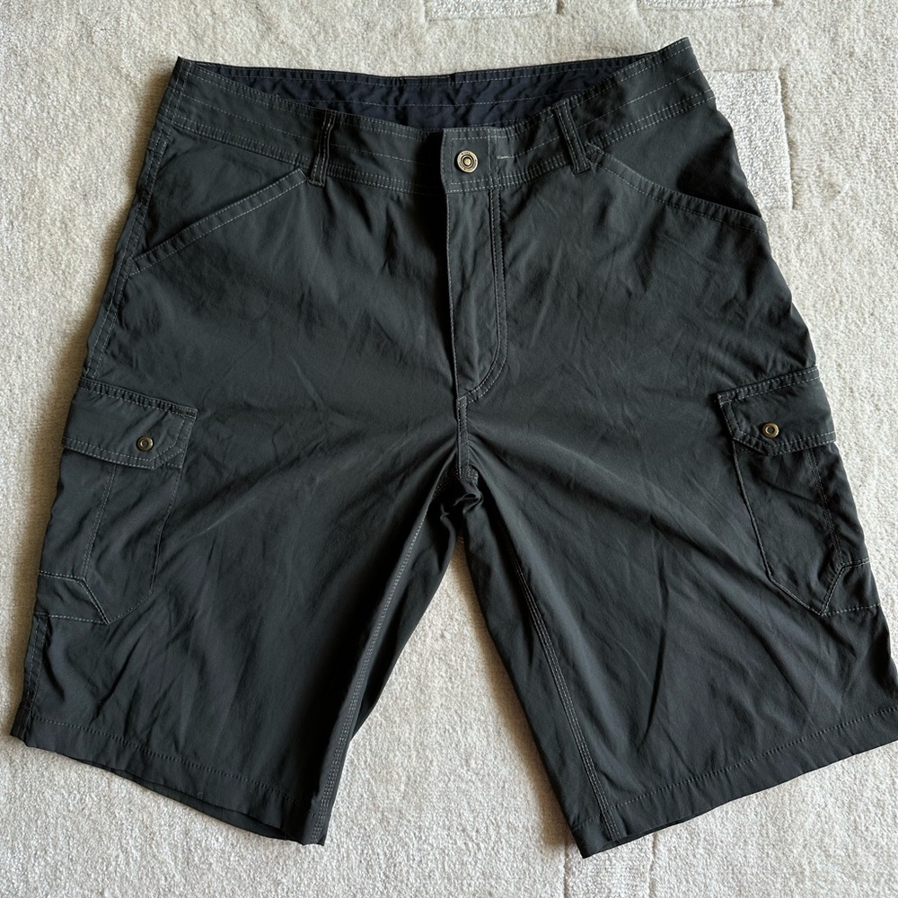 Men's KUHL Cargo Hiking Shorts - Size 36